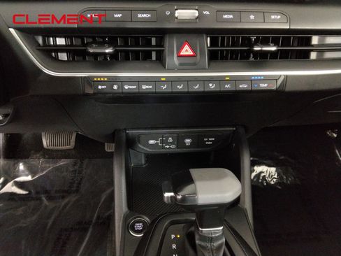 Used 2025 Kia K4 FWD image 18