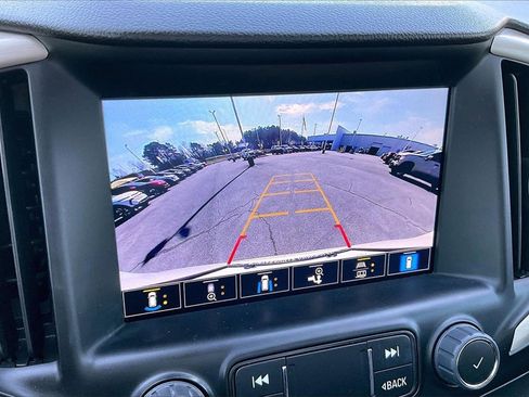 Used 2023 GMC Terrain Denali w/ Denali Premium Package image 21