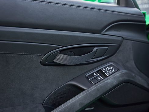 Used 2023 Porsche 718 Boxster Spyder image 37