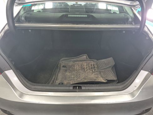 Used 2021 Toyota Camry LE image 14