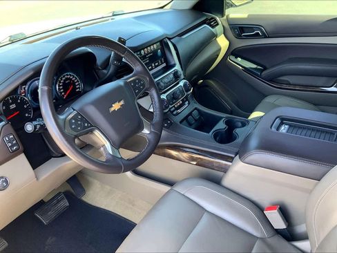 Used 2017 Chevrolet Tahoe LT AWD/4WD image 18