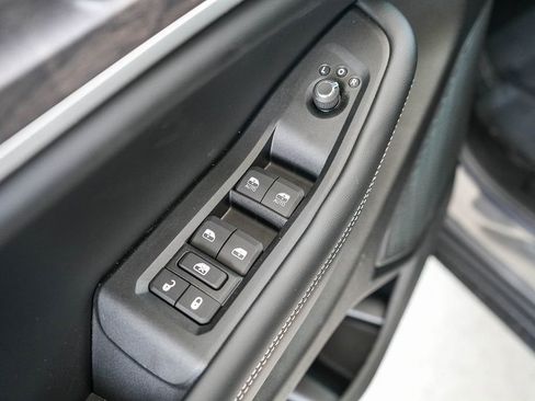 New 2026 Jeep Grand Cherokee Altitude image 21