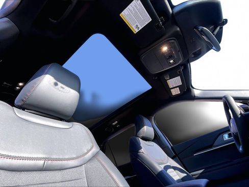 New 2026 Ford Explorer ST-Line w/ ST-Line Street Pack image 26