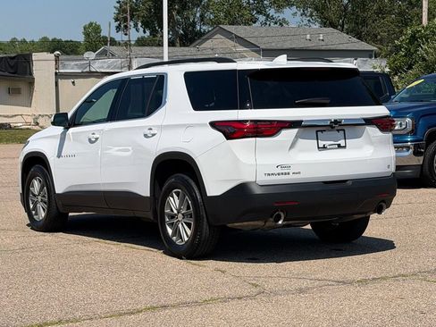 Used 2023 Chevrolet Traverse LT AWD/4WD image 2