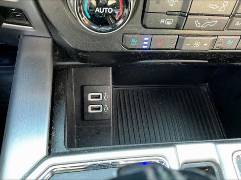 Used 2018 Ford F150 Platinum w/ Technology Package image 16