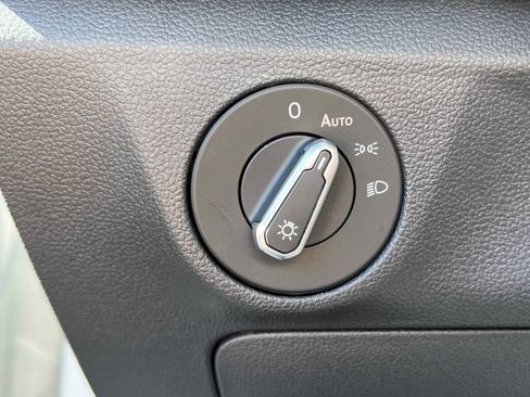 Used 2026 Volkswagen Jetta S FWD image 33