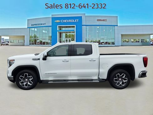 Used 2024 GMC Sierra 1500 SLT w/ SLT Premium Plus Package AWD/4WD image 4