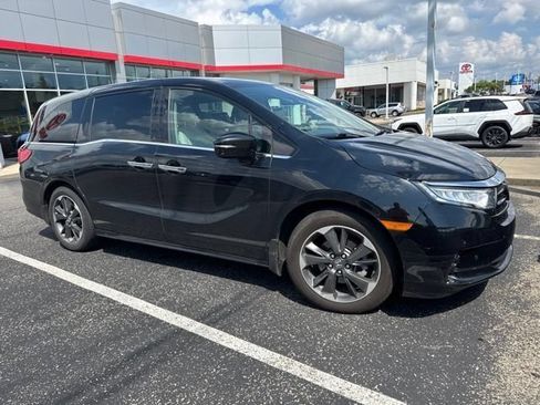 Used 2022 Honda Odyssey Elite image 16