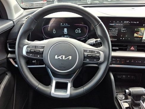 Used 2023 Kia Sportage EX FWD image 25