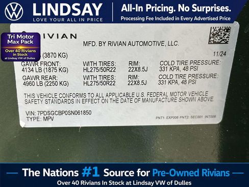 Used 2025 Rivian R1S Premium AWD/4WD image 29