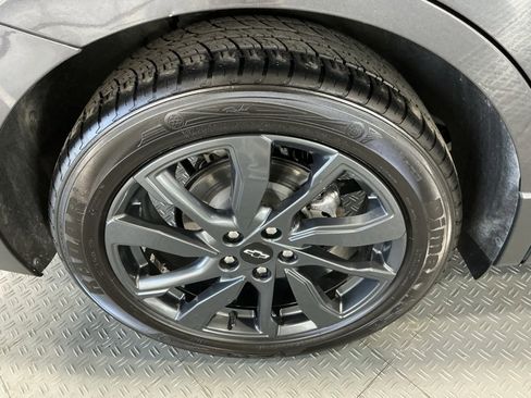 Used 2022 Chevrolet Equinox RS w/ RS Leather Package image 39