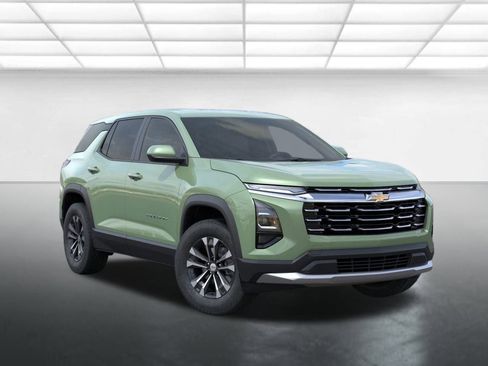 New 2026 Chevrolet Equinox LT image 7