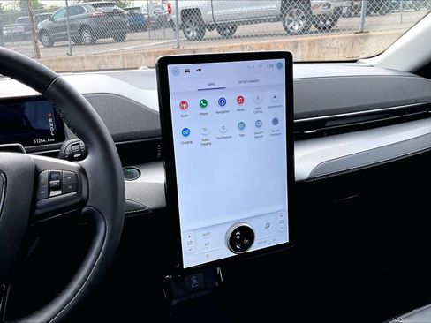 Used 2023 Ford Mustang Mach-E Select image 6