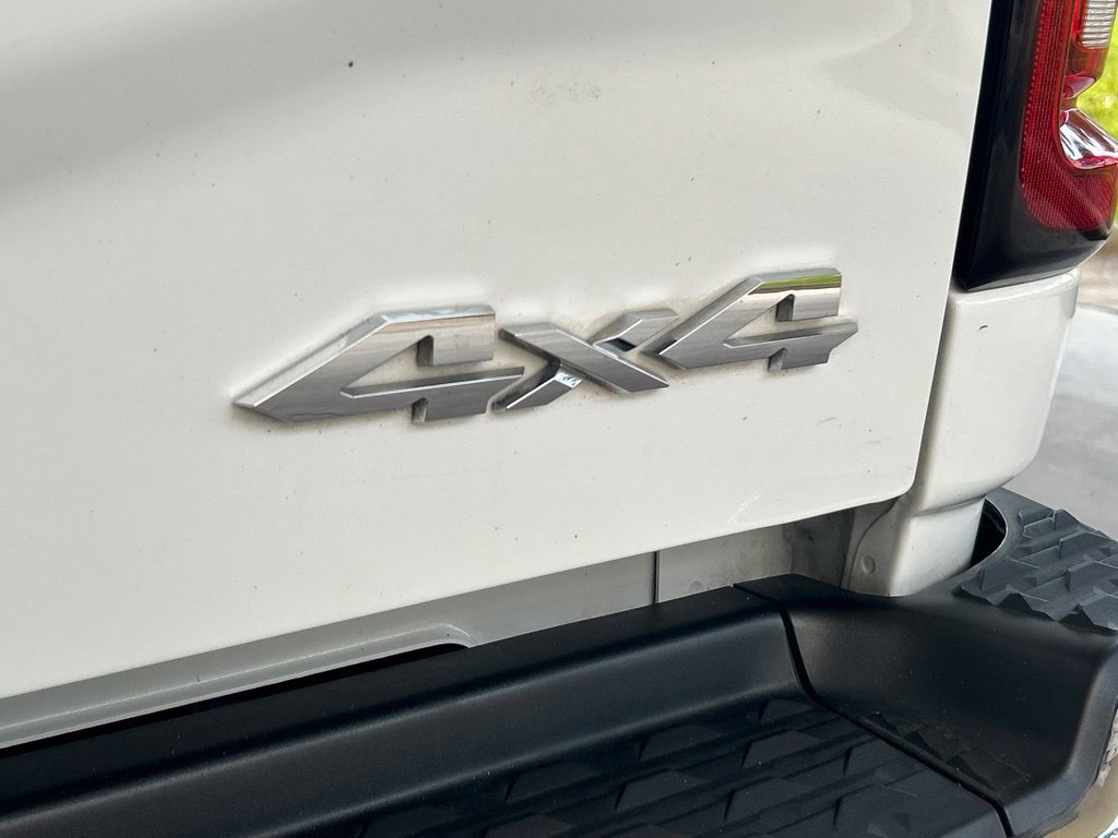Used 2025 RAM 2500 Tradesman w/ Chrome Appearance Group AWD/4WD image 19