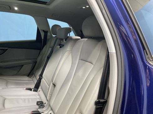 Used 2022 Audi Q7 Premium Plus w/ Premium Plus Package image 25