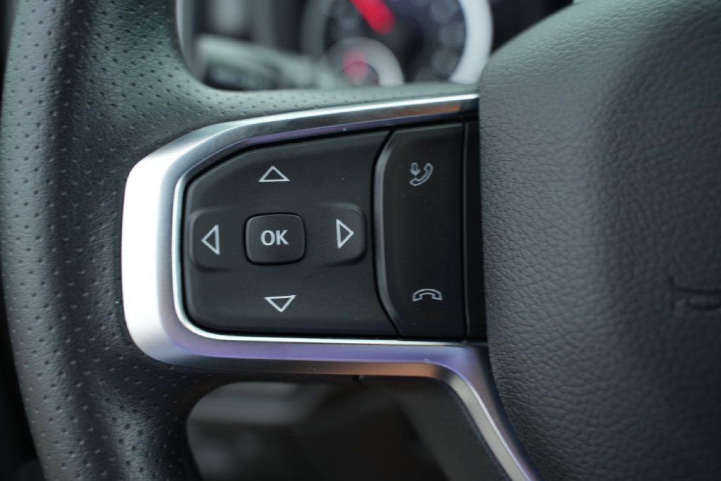 New 2026 RAM 1500 Express AWD/4WD image 30