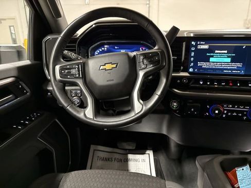 Used 2025 Chevrolet Silverado 2500 LT w/ Safety Package AWD/4WD image 20