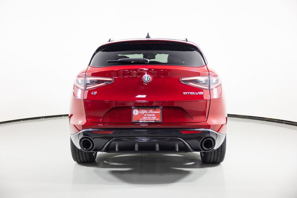 New 2026 Alfa Romeo Stelvio Sprint AWD/4WD image 10