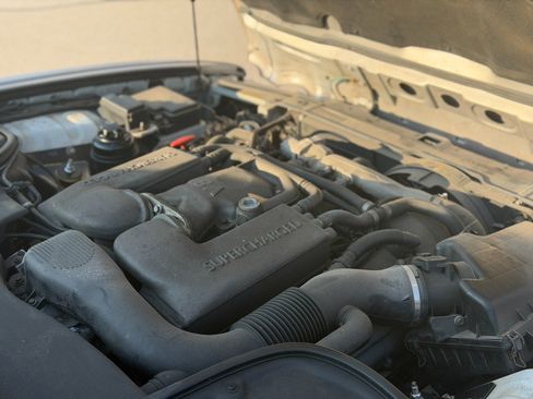 Used 2002 Jaguar XJ8 image 30