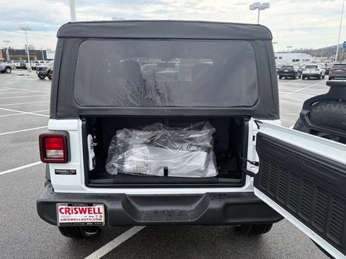 New 2026 Jeep Wrangler Sport AWD/4WD image 6