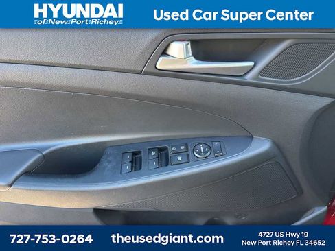 Used 2021 Hyundai Tucson Value w/ Cargo Package image 9