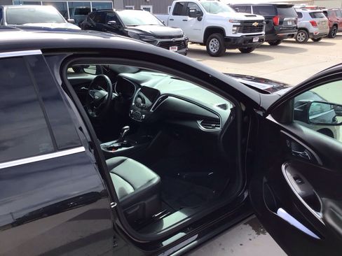 Used 2022 Chevrolet Malibu LT w/ LT Plus Package FWD image 15