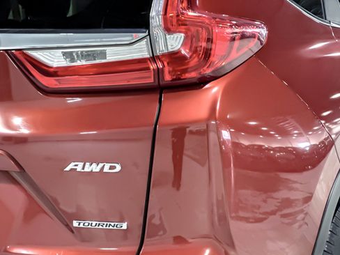 Used 2018 Honda CR-V Touring image 12