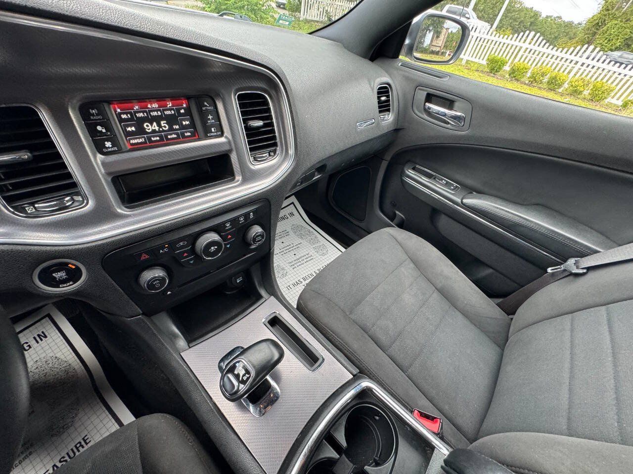 Used 2014 Dodge Charger SE w/ Sport Appearance Group RWD image 20