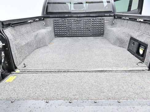 Used 2021 Toyota Tacoma TRD Off-Road image 10