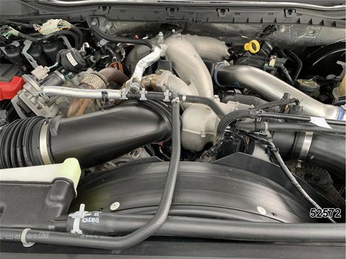 Used 2024 Ford F250 XL AWD/4WD image 13