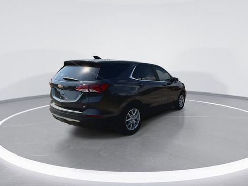 Used 2022 Chevrolet Equinox LT FWD image 10