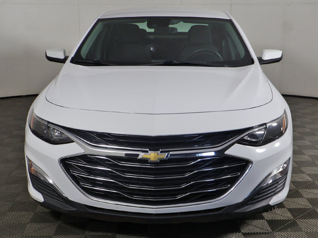 Used 2024 Chevrolet Malibu LS w/ Driver Confidence Package FWD image 9