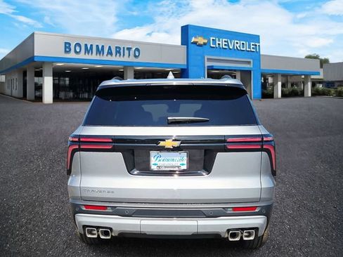 New 2026 Chevrolet Traverse LT w/ Driver Confidence Package FWD image 4