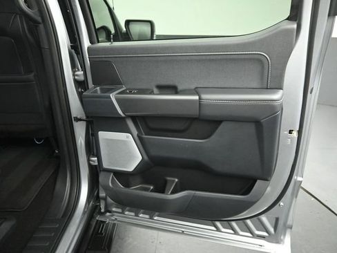 Certified 2025 Ford F150 Lariat w/ Equipment Group 502A High image 26