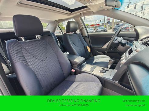 Used 2011 Toyota Camry SE w/ SE Extra-Value Pkg #1 image 19