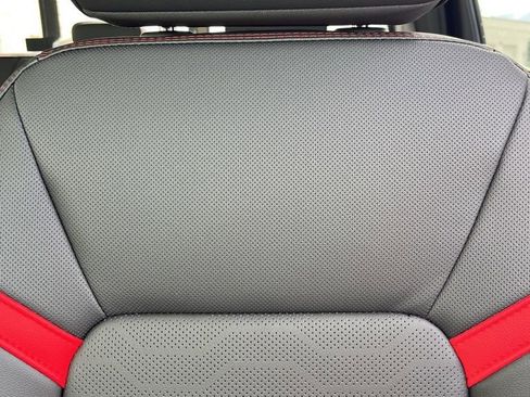 New 2026 Chevrolet Colorado Z71 w/ Technology Package image 13