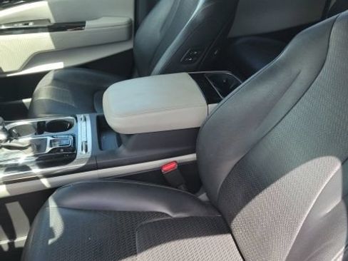 Certified 2022 Kia Carnival SX Prestige FWD image 15