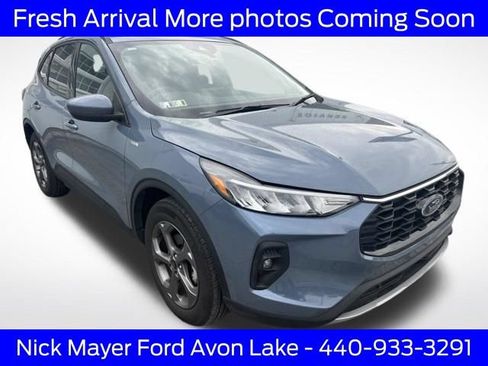 Used 2025 Ford Escape ST-Line Select AWD/4WD image 1