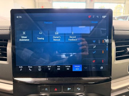 Used 2023 Ford Expedition XLT image 43