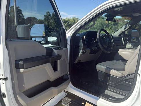 Used 2021 Ford F250 XL AWD/4WD image 11