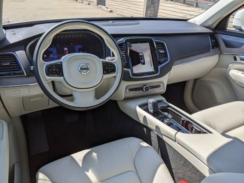Certified 2024 Volvo XC90 B6 Plus w/ Protection Package Premier AWD/4WD image 12