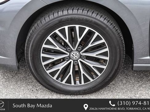 Used 2019 Volkswagen Jetta SEL FWD image 11