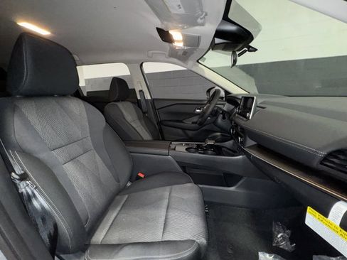 New 2026 Nissan Rogue SV FWD image 6