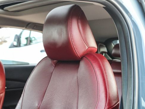 Used 2022 MAZDA CX-30 AWD 2.5 S w/ Preferred Package image 22