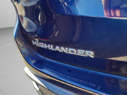 Used 2016 Toyota Highlander LE image 20