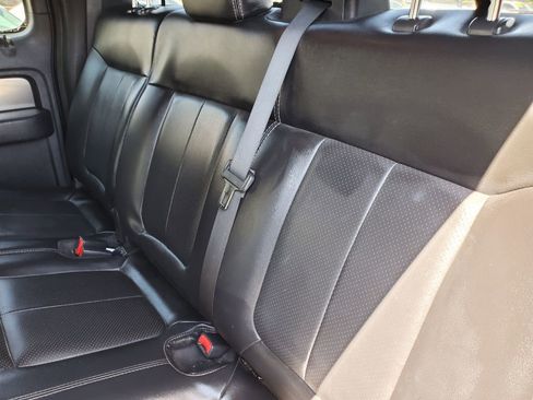 Used 2014 Ford F150 FX4 w/ Equipment Group 402A Luxury AWD/4WD image 32