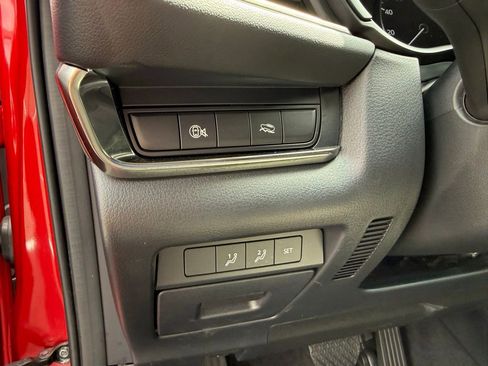 Used 2025 MAZDA CX-30 AWD 2.5 S w/ Preferred Package image 12