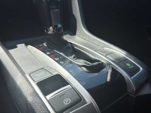 Used 2021 Honda Civic Sport image 26