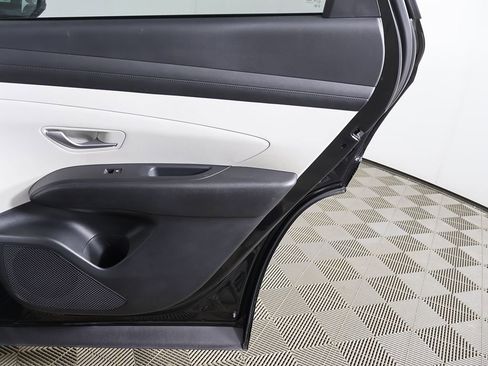 Used 2025 Hyundai Tucson SEL image 22