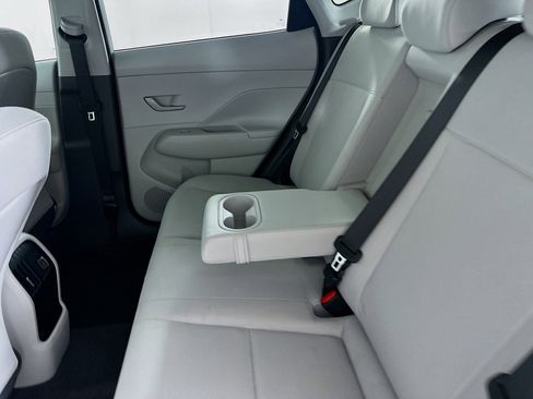 Used 2025 Hyundai Kona SEL FWD image 26